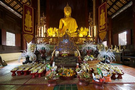 Wat Phan Tao Temple Chiang Mai Originally A Throne Hall