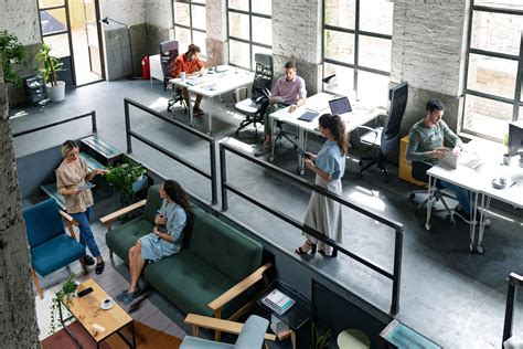 8 Reasons Why Coworking Spaces Are Better Than Working From Home 2022
