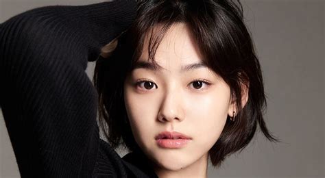 Kang Mi Na Exudes A Sophisticated Vibe In New Profiles With Story J