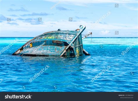 Shipwreck Vaavu Atoll Near Keyohoo Island Stock Photo