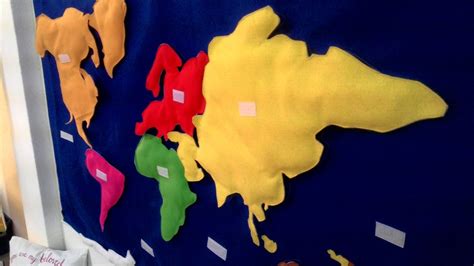 Mapa Del Mundo De Fieltro Mapa Del Mundo Con Continentes Y Etsy