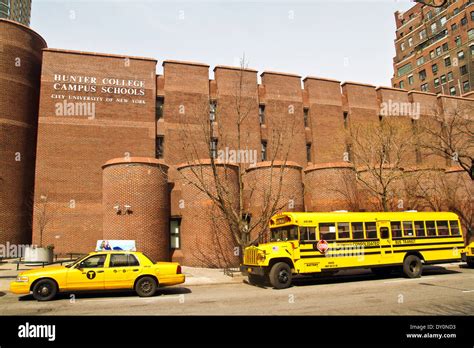 Hunter College Campus Hi Res Stock Photography And Images Alamy