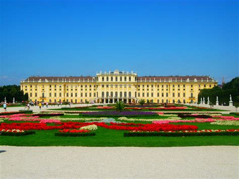 Fileschönbrunn Palace 01 Wikimedia Commons