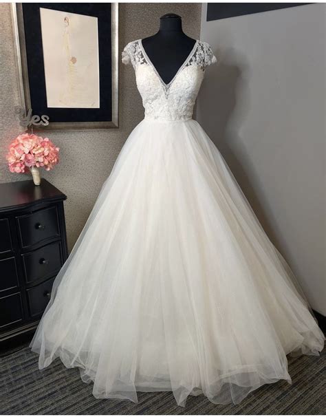Allure Bridals Disney Cinderella Style D263 New Wedding Dress Save 39