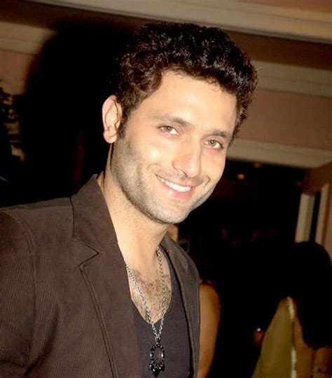 Shiney Ahuja To Make A Comeback In Bollywood With John Abraham Starrer
