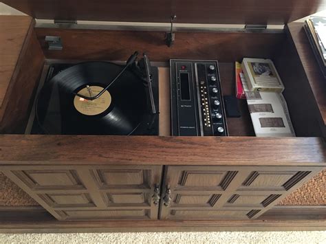 Picked Up An Early 70s Sears Console Stereo From An Estate Sale For