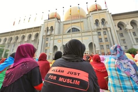 The constitution declares that islam is the religion of the federation; MALAYSIA - ISLAM Court rules in Allah case, rejects appeal ...