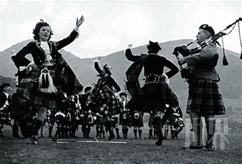 Traditional Scottish Dance Amazing Vintage Photos Show The Highlands