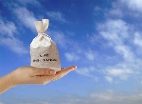Assurance vie quels sont les frais qui peuvent en découler Inside