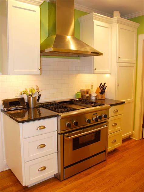 2 the color of the kitchen in 2021, how not to regret after … How to Paint a Small Kitchen in a Light Color? - Interior ...