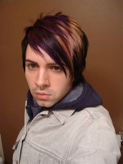 Awesome Hot Emo Hairstyles For Guys Emo Hairstyles For Guys