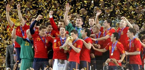 Veja mais ideias sobre espanha seleção, brasão, brasão de armas. Fifa indica três brasileiros à Bola de Ouro; Espanha ...