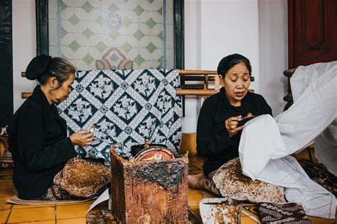Mengenal Sejarah Hari Batik Hingga Diakui Unesco