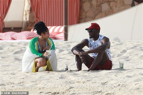 Usain Bolt And Stunning Bikini Clad Girlfriend Kasi Bennett Enjoy Sun Kissed Break In Mexico