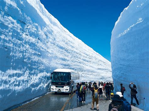 Tateyama Kurobe Alpine Route Hokuriku X Tokyo Japan