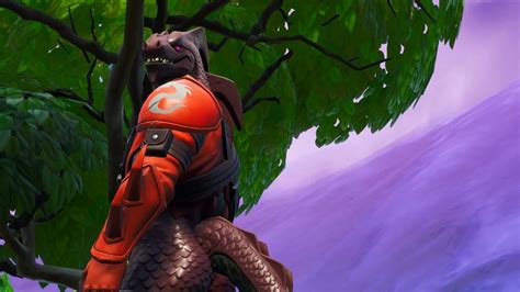 Fortnite best thicc skins are here! Is Hybrid a thicc skin? | Fortnite: Battle Royale Armory Amino