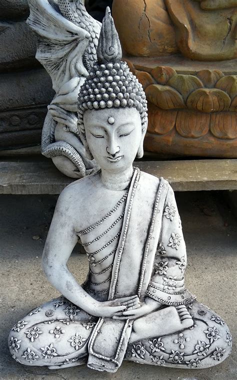 Bodhi is a sanskrit word that means awakening. Thai Buddha Medium with Ushnisha Concrete Statue (7656 ...