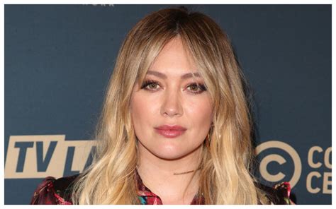 hilary duff slams trolls for making disgusting claims about her son luca
