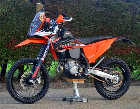 Make the responsible and sensible choice and choose. Acerbis 15L fuel tank for 2020 EXC
