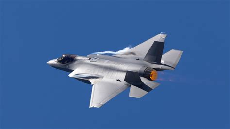 Canada Strikes C19 Billion Deal For Lockheeds F 35 Fighter Jets