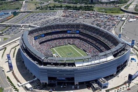 Top 10 Largest Nfl Stadiums With Maximum Crowd Capacity Top Richest