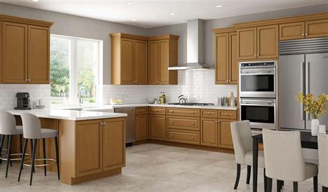 8 Modern Maple Wood Kitchen Cabinet Design Ideas