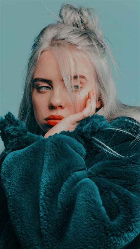 Billie eilish just won international female solo artist at the brit awards. Billie Eilish |•°•, 2020 | Portre fotoğrafçılığı, Portre ...