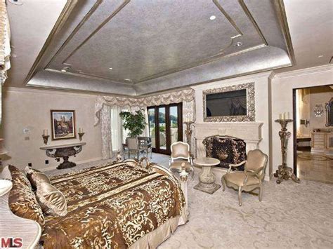 Barry Bonds Beverly Hills Mansion Sees 15m Price Chop