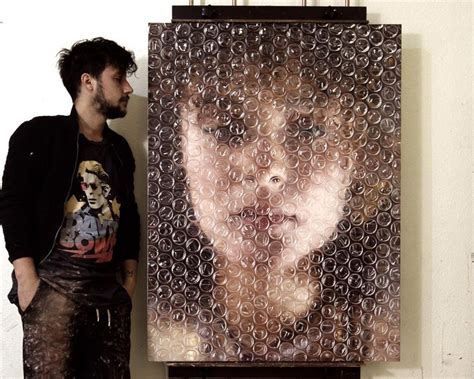 Artist Paints Amazing Portraits That Look Like Bubble Wrap