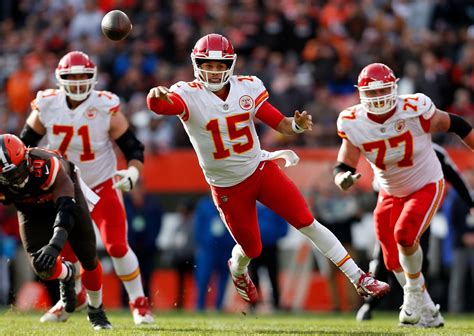 Patrick Mahomes Throws A Must See Insane Touchdown Video