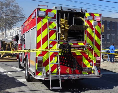 Pfd Squad 47 Philadelphia Fire Department Squad 47 2019 Sp Flickr