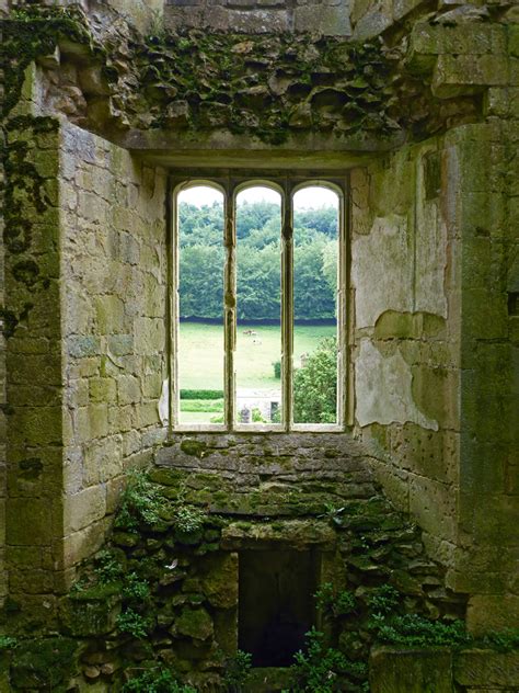 Photographs Of Old Wardour Castle Wiltshire England Three Light Window