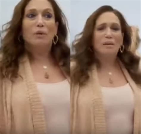 Famosos participam de manifestações contra a corrupção e governo dilma márcio garcia, marcelo serrado, susana vieira foram alguns dos artistas que marcaram presença nos protestos. Susana Vieira comete gafe e fica surpresa ao saber que ...