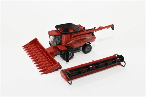 164 Case Ih 7250 Combine With Corn And Grain Head Daltons Farm Toys