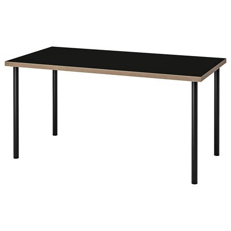 We really love the way the grain looks on the edges and the legs. LINNMON / ADILS Table, black, plywood, 150x75 cm - IKEA