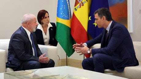 Lula und Sánchez besprechen Ukraine Krieg Brasiliens Präsident