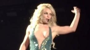 Britney Spears Nip Slip Boobs During Her Vegas Show Aznude