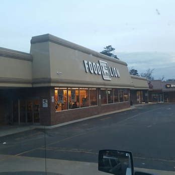 The store on harden street in columbia is, in my opinion, very consistently clean, well stocked and the employees there seem genuinely happy to be of assistance. Food lion on fairfield road, THAIPOLICEPLUS.COM