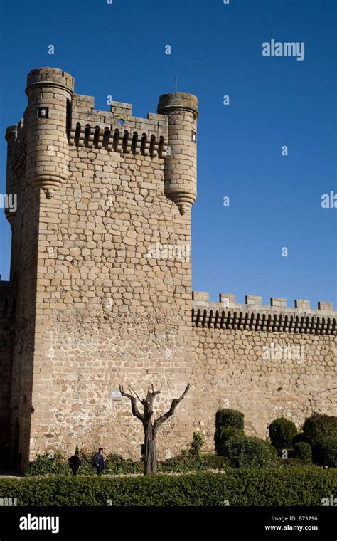 Castle Oropesa De Toledo Spain Stock Photo Alamy