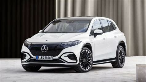 Mercedes Benz Unveils Flagship Electric Suv Eqs Suv