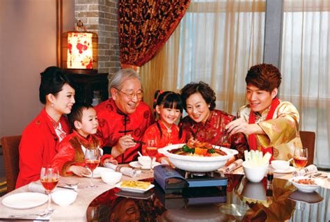 Browse 1,283 chinese new year dinner stock photos and images available, or search for reunion dinner or chinese dinner to find more great stock photos and pictures. CNY 2016: Where to Dine for Your Reunion Dinner | Pamper.My