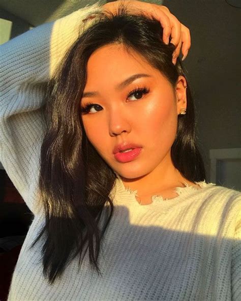 Cute Asian Girls 32 Pics