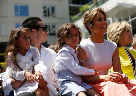 Jennifer Lopez Die Schönsten Fotos Ihrer Patchwork Familie Galade