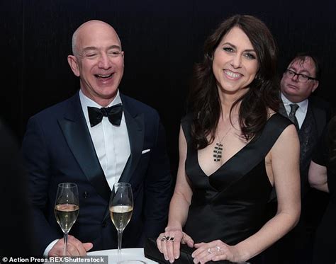 Jeff Bezos Ex Wife MacKenzie Scott Marries Private Babe Teacher ReadSector Female
