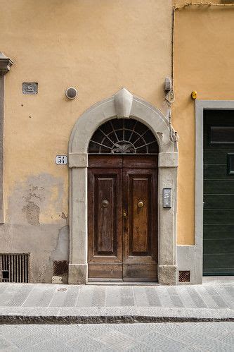 Jual agen toko pintar may. Quaresimali, Florentine cookies for Lent | Recipe | Architecture, Florentine cookies, Doors