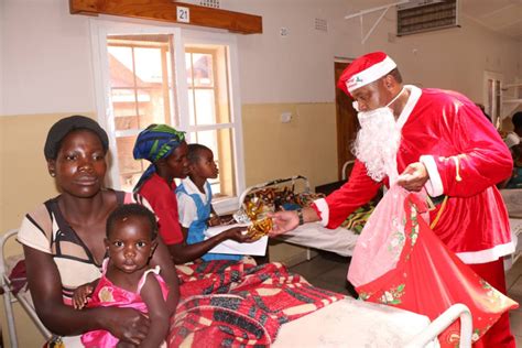 Santa Klaus Chilima Spread Some Festive Cheer At Nkhoma Hospital