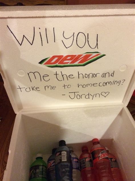 10 Great Asking Someone To Homecoming Ideas 2021