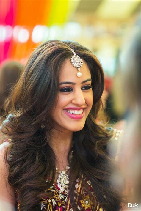 Layered hair makes thin hair seem fuller. 30 Easy Hairstyles For Your Mehndi Ceremony | Bling Sparkle
