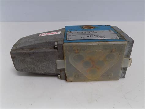 Vickers Hydraulic Directional Control Valve 297238 Dg4s4 012a 50 Ebay