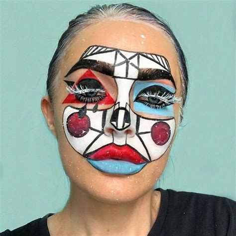 This Makeup Artist Transforms Herself Into Almost Anyone And Anything And Here Are 30 Pics